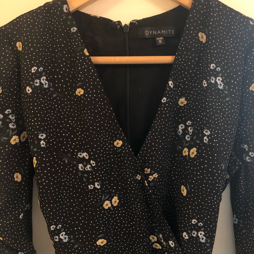 Dynamite Black V-Neck 3/4 Sleeve Floral & Polka Dot Print Maxi Dress